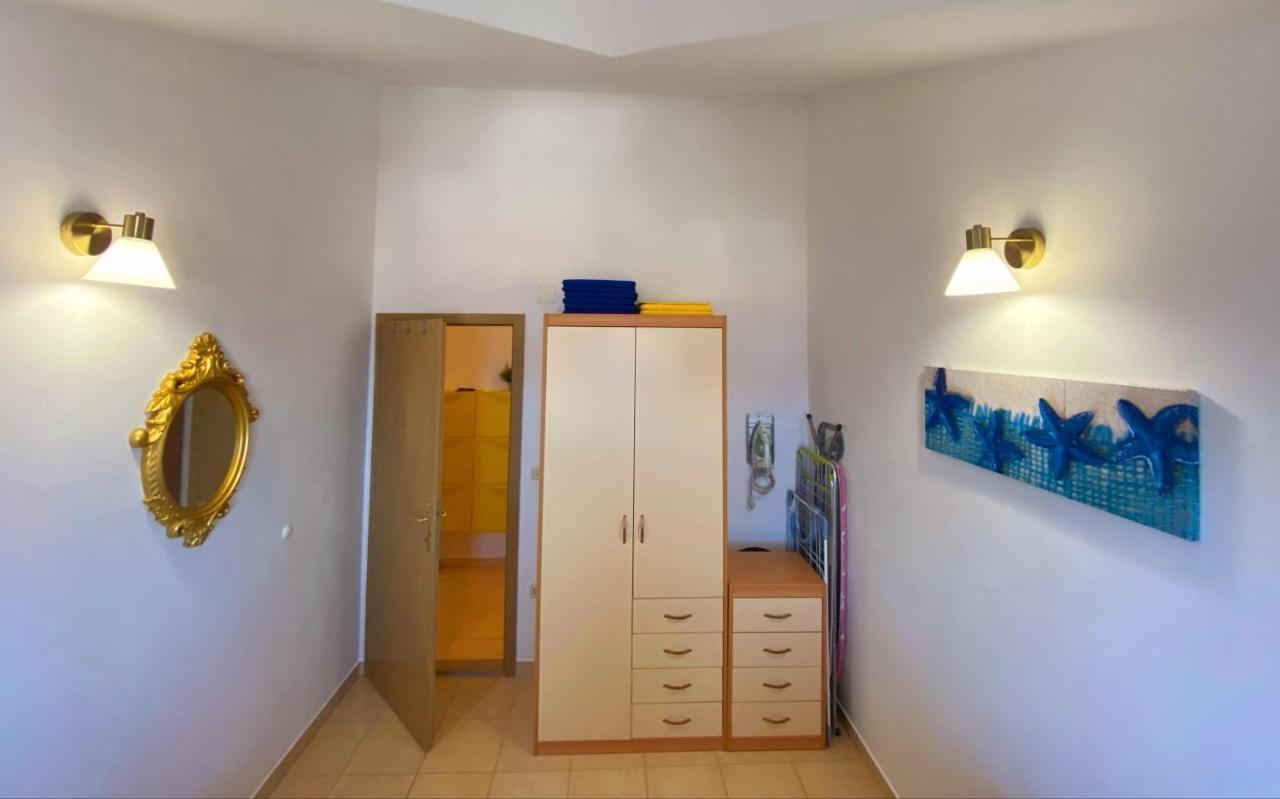 The View Apartment Supetar Exterior photo